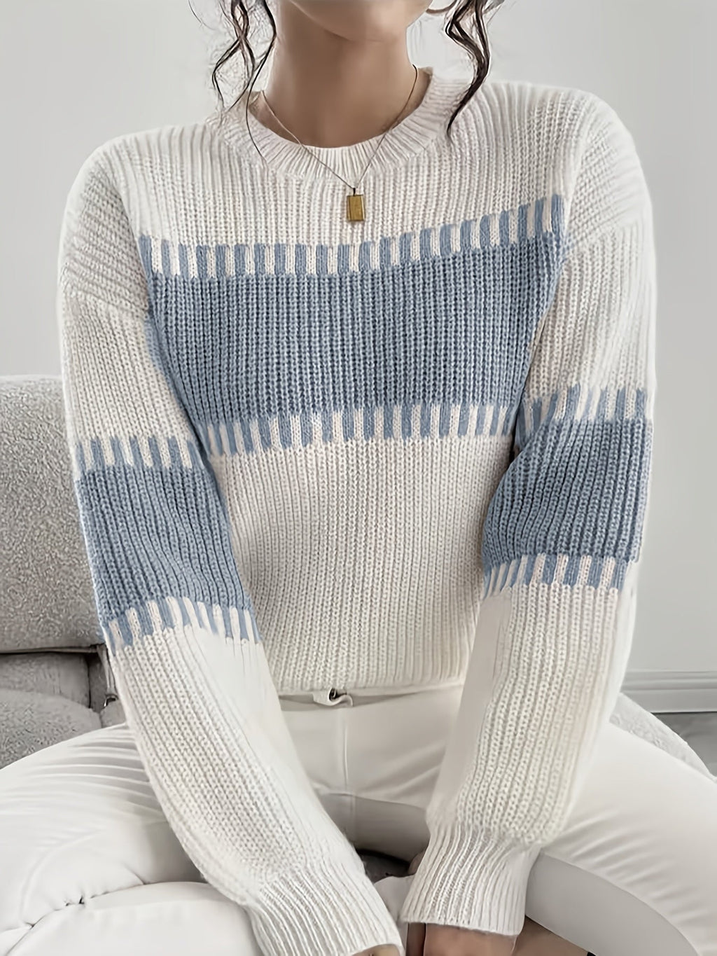 Colour-Block Striped Sweater with Relaxed Fit and Drop-Shoulder Design