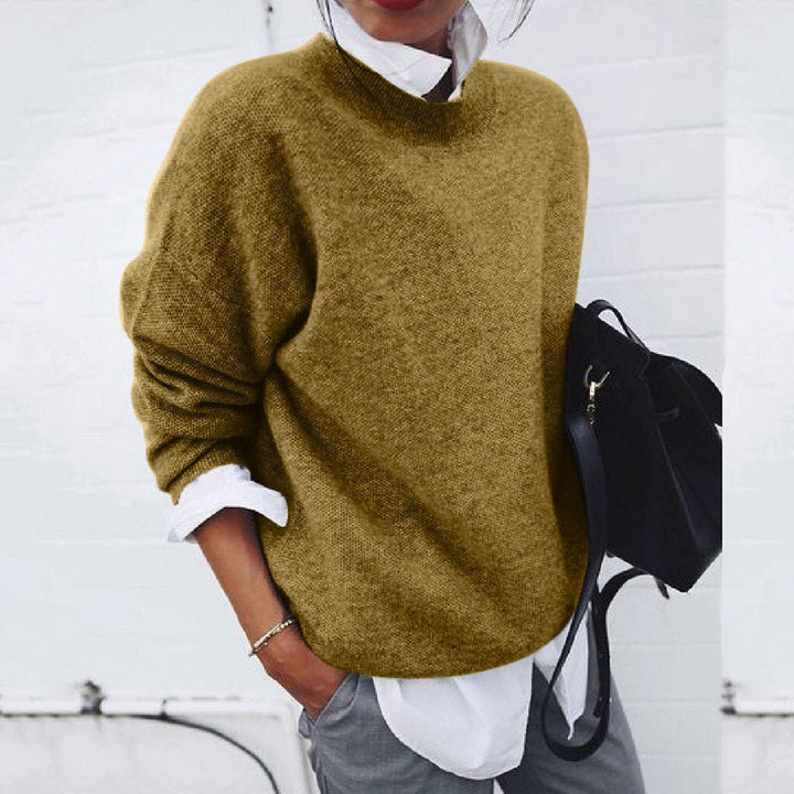 Luxe Cashmere Sweater for Women – Classic Round Neck Design with Elegant Fit