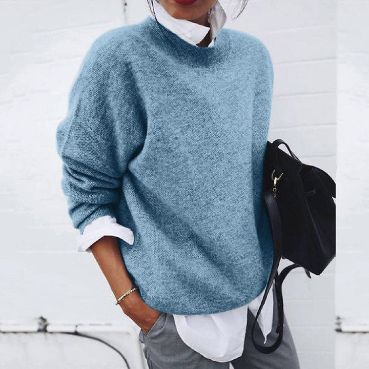 Luxe Cashmere Sweater for Women – Classic Round Neck Design with Elegant Fit