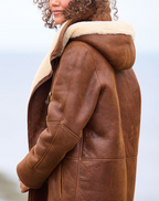 Warm and Stylish Women's Hooded Coat for Winter Comfort and Versatility
