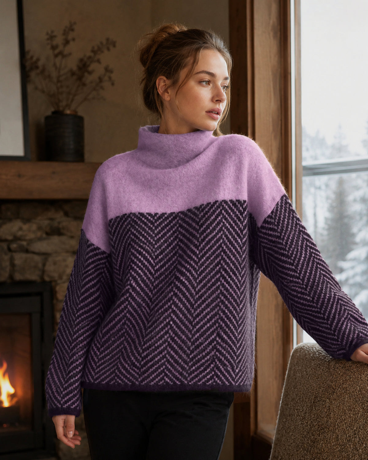 Warm Cashmere Turtleneck Sweater for Women with Loose Fit and Trendy Chevron Pattern