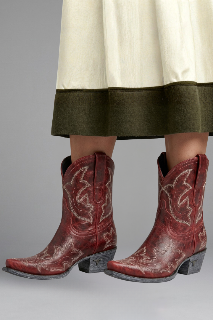 Western-Inspired Leather Mid-Calf Boots with Embroidered Detailing for Year-Round Style