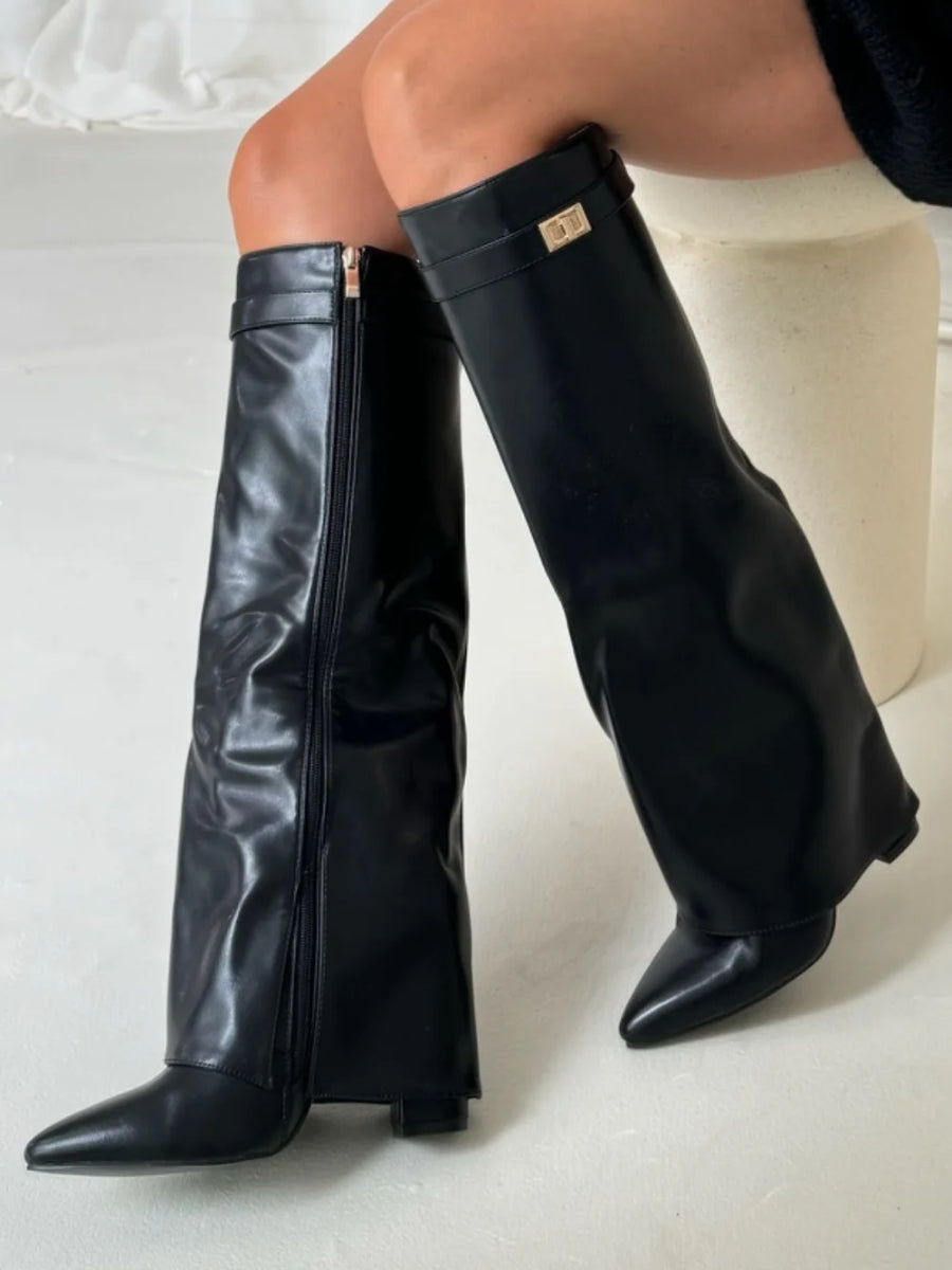 Elegant Women's Shoes with Golden Accents for Any Occasion