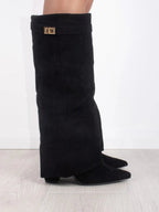 Elegant Women's Shoes with Golden Accents for Any Occasion