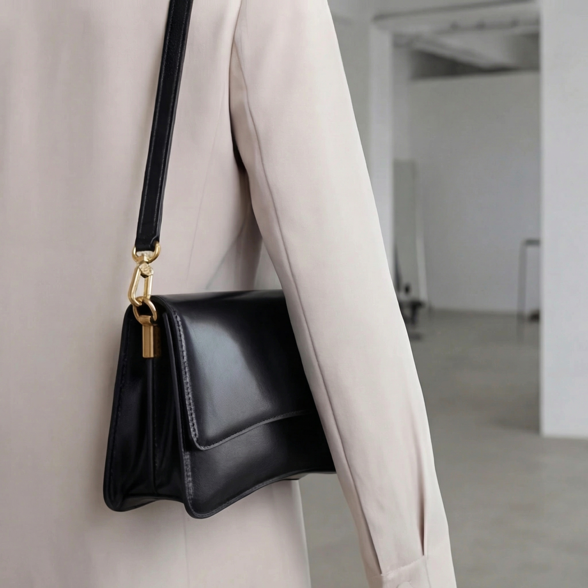 Coralie Shoulder Bag