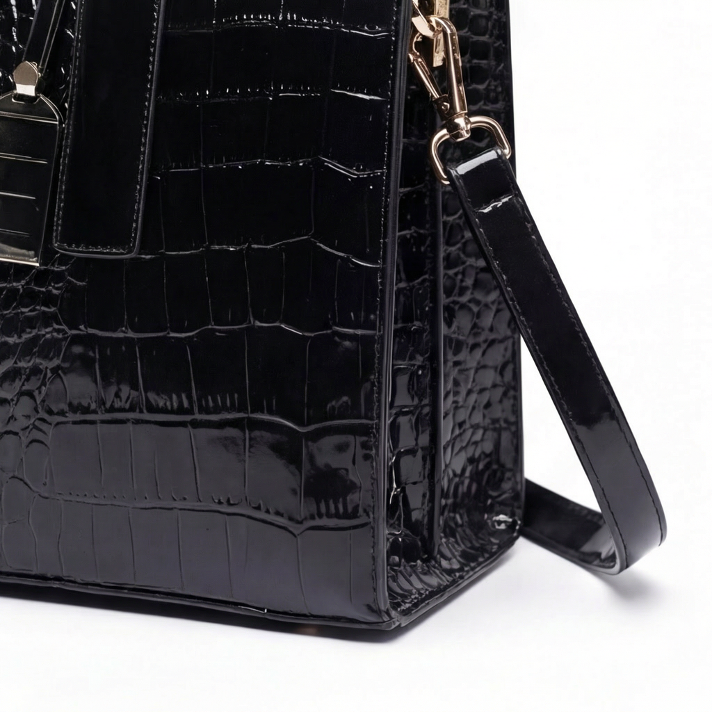 Giselle Tote Bag