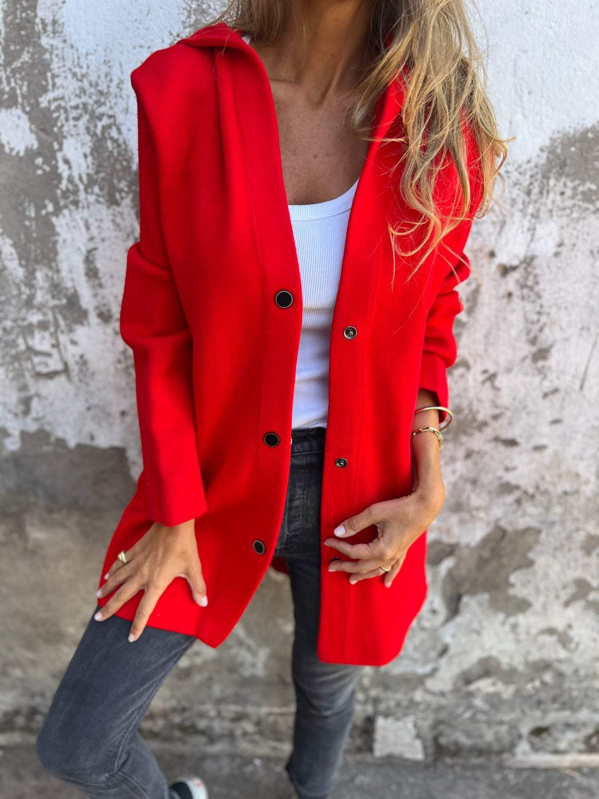 Lightweight Long Hooded Jacket for Stylish Mid-Season Comfort for Women