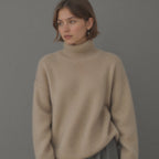 Luxurious Oversized Turtleneck Cashmere Sweater for Women – Soft Warm and Elegant