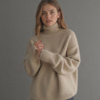 Luxurious Oversized Turtleneck Cashmere Sweater for Women – Soft Warm and Elegant